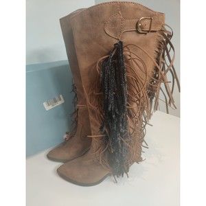 BNWB Unity by Carlos Santana Laramie Mustang size 8